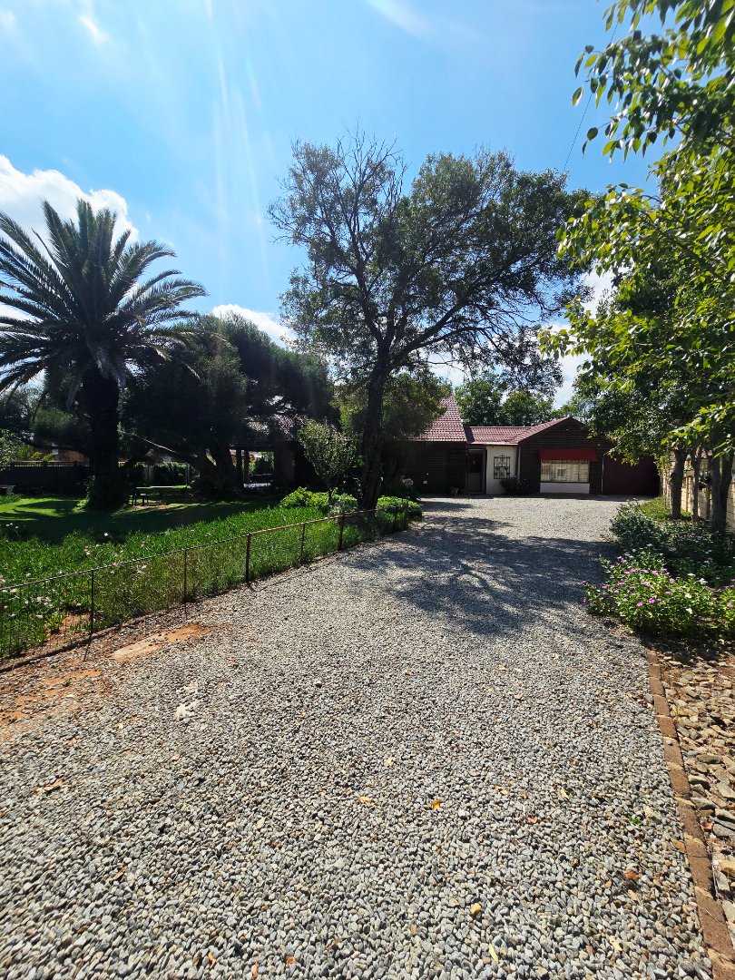 4 Bedroom Property for Sale in Stilfontein Ext 4 North West